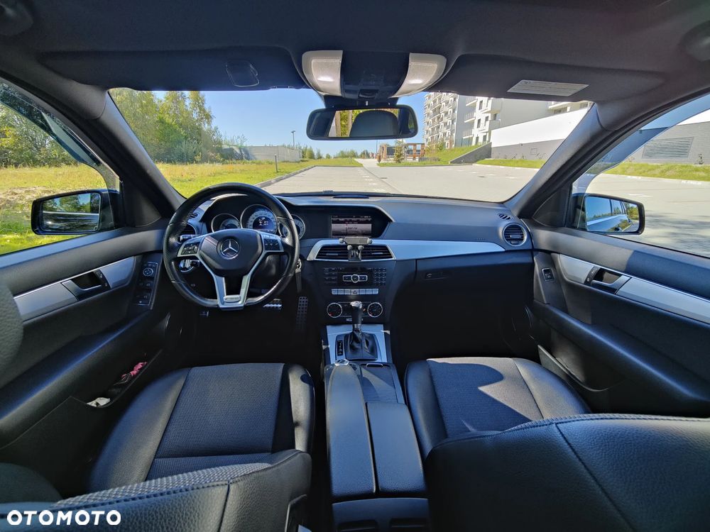 Mercedes-Benz Klasa C 200 T CGI Automatik BlueEFFICIENCY Avantgarde - 8
