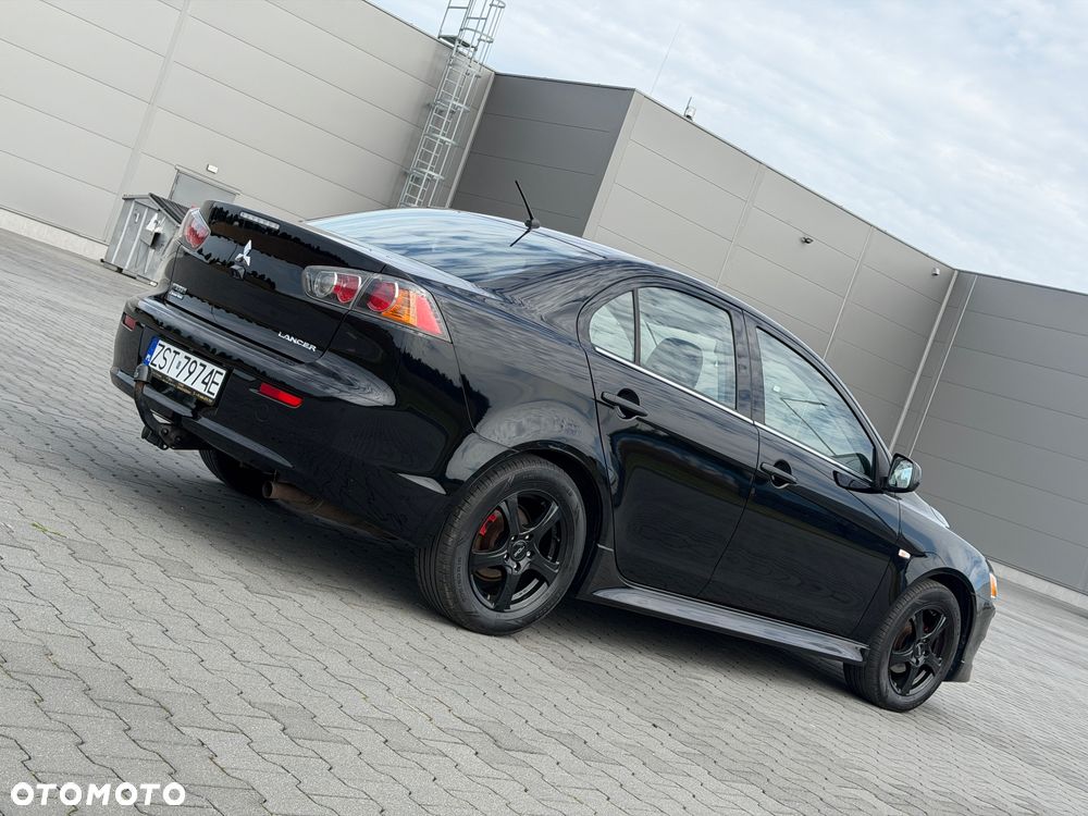 Mitsubishi Lancer - 3