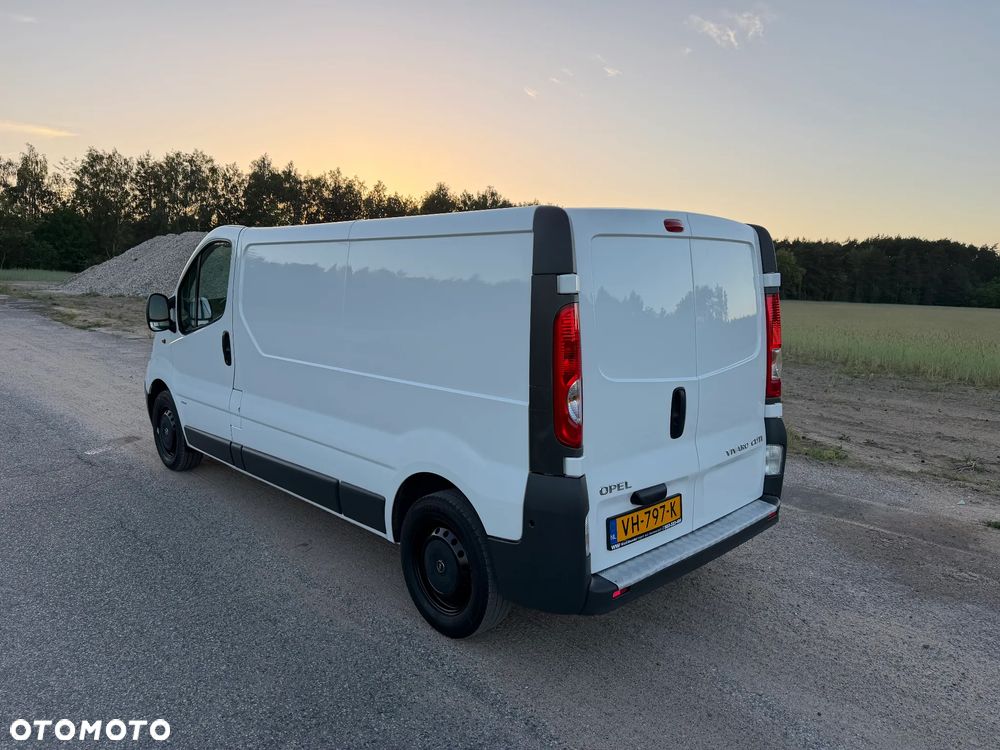 Opel VIVARO*100%oryginał*klima*pełbny blaszak*DUŻO ZDJĘĆ - 13