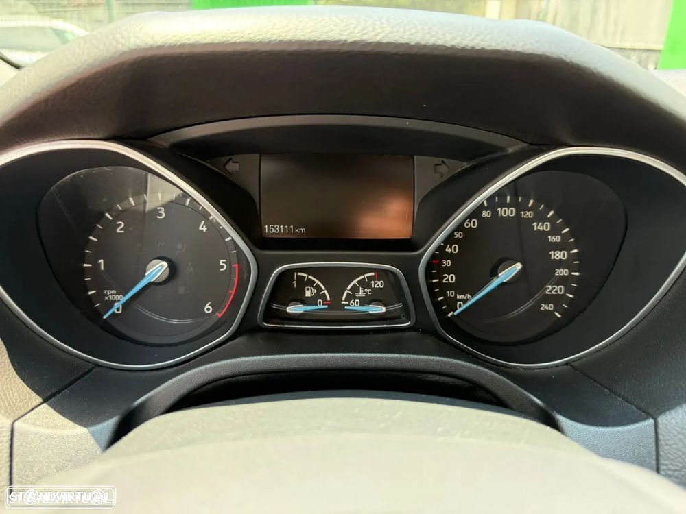 Ford Focus SW 1.5 TDCi Trend ECOnetic - 4