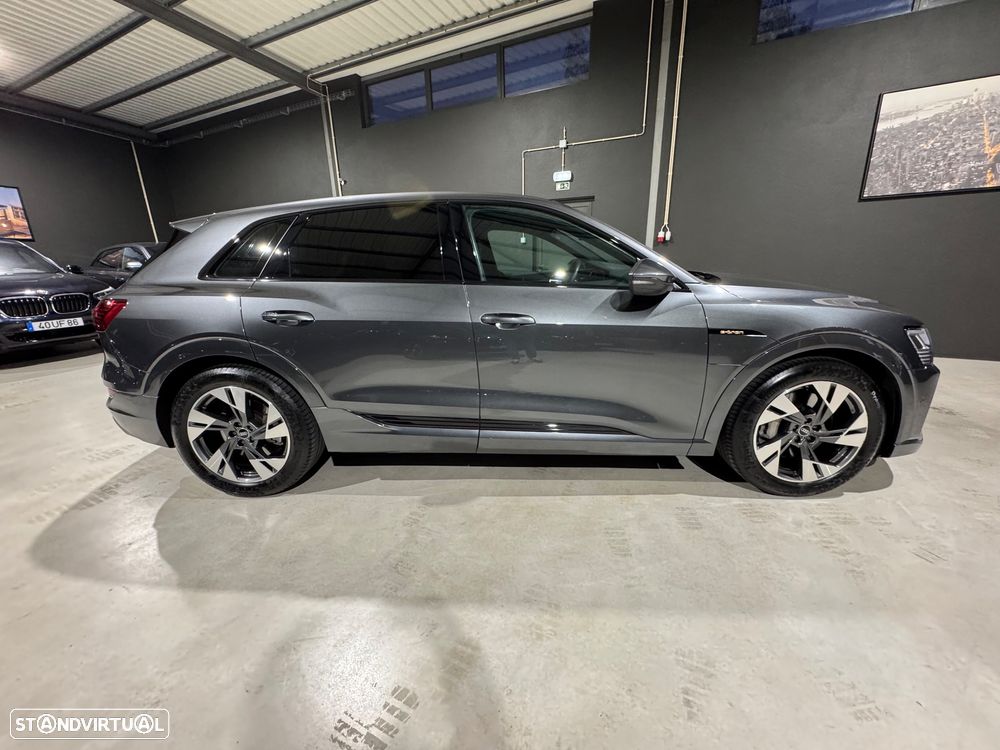Audi e-tron 55 quattro S line - 13