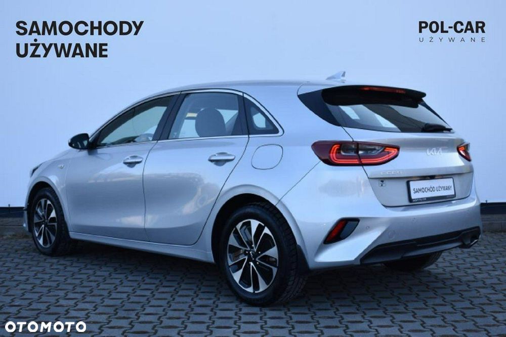 Kia Ceed 1.5 T-GDI M - 12