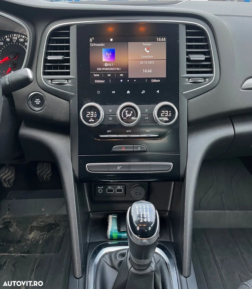 Renault Megane TCe GPF Zen - 16