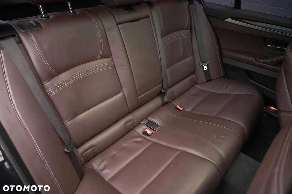 BMW Seria 5 - 13