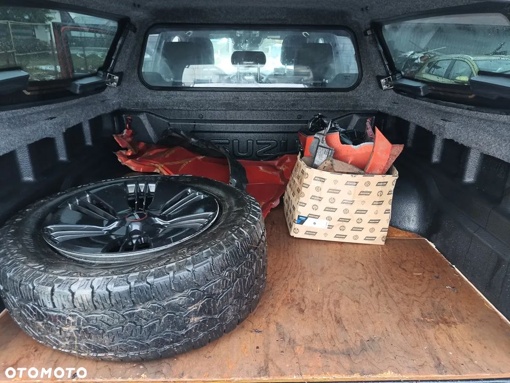 Isuzu D-Max 1.9 DC LSE - 14