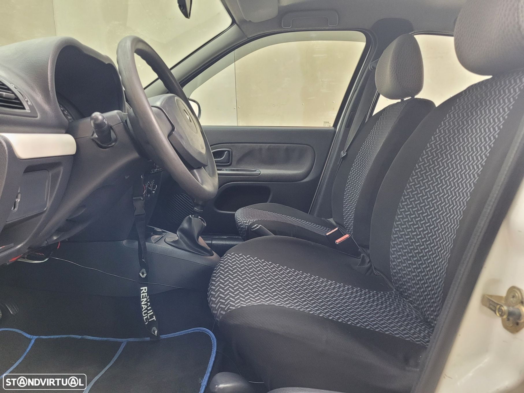 Renault Clio 1.5 dCi Confort - 9