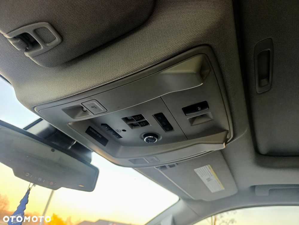 GMC Yukon 5.3 SLE - 29