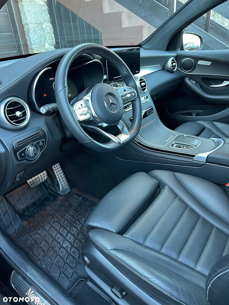 Mercedes-Benz GLC - 16