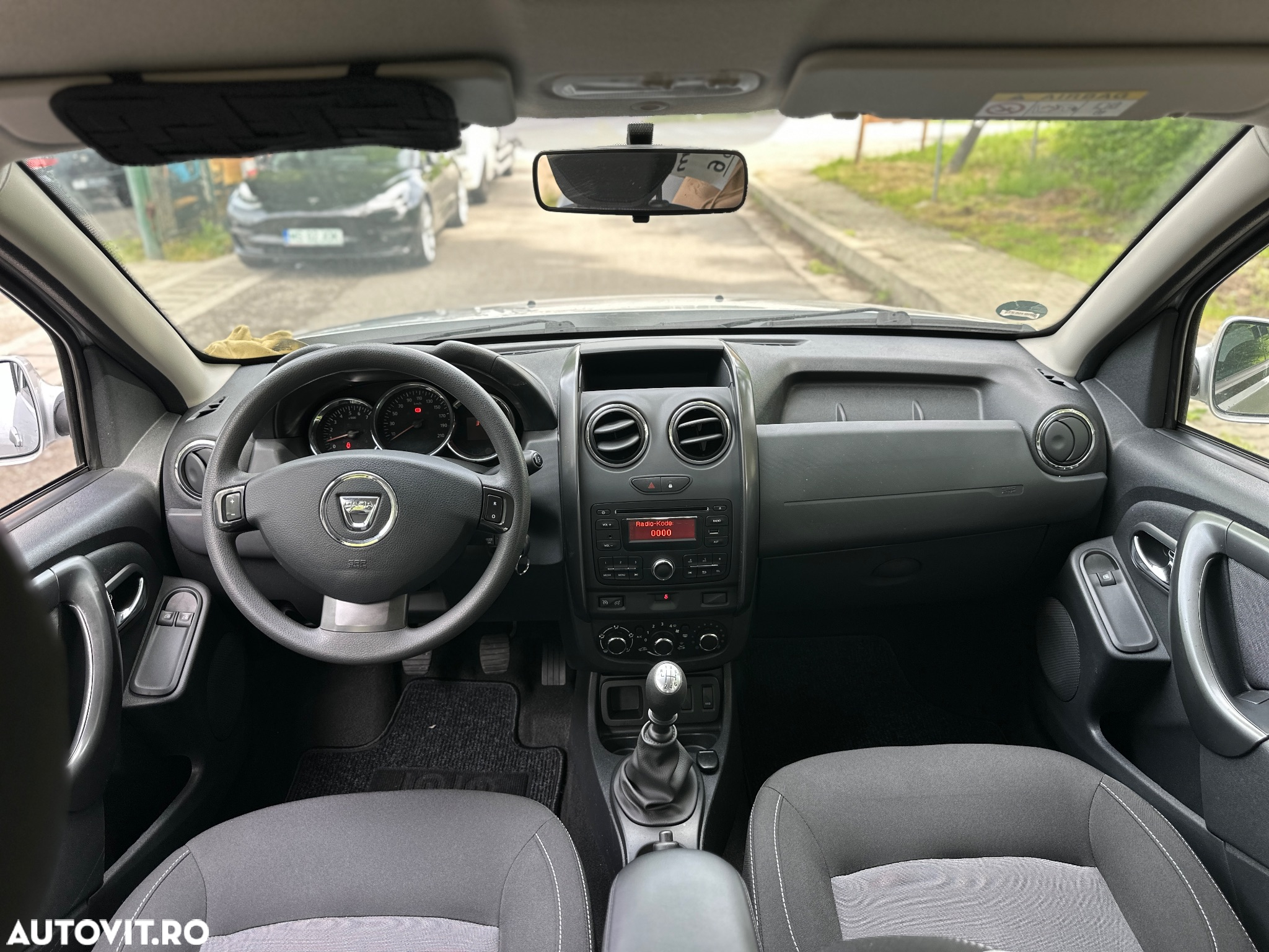 Dacia Duster 1.2 TCe 4x2 Laureate - 9