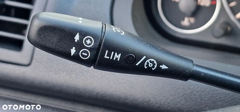 Mercedes-Benz Klasa A 180 CDI Autotronic Elegance - 31