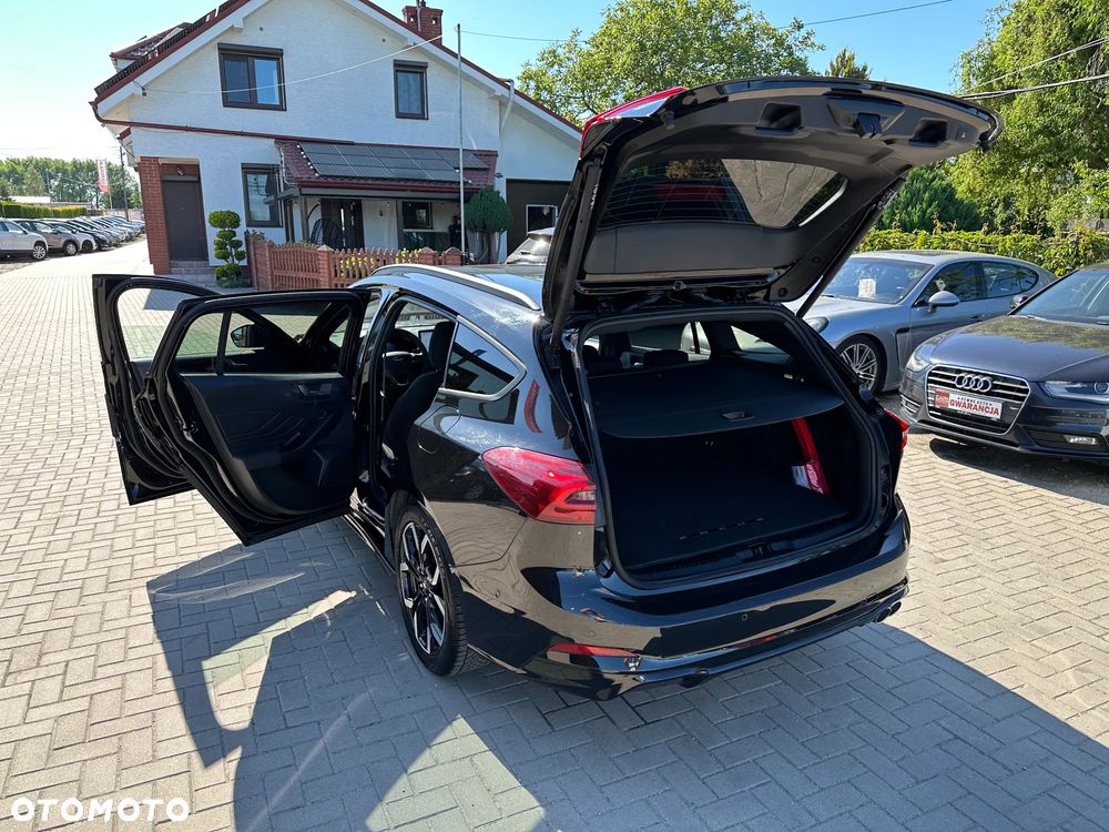 Ford Focus SW - 28
