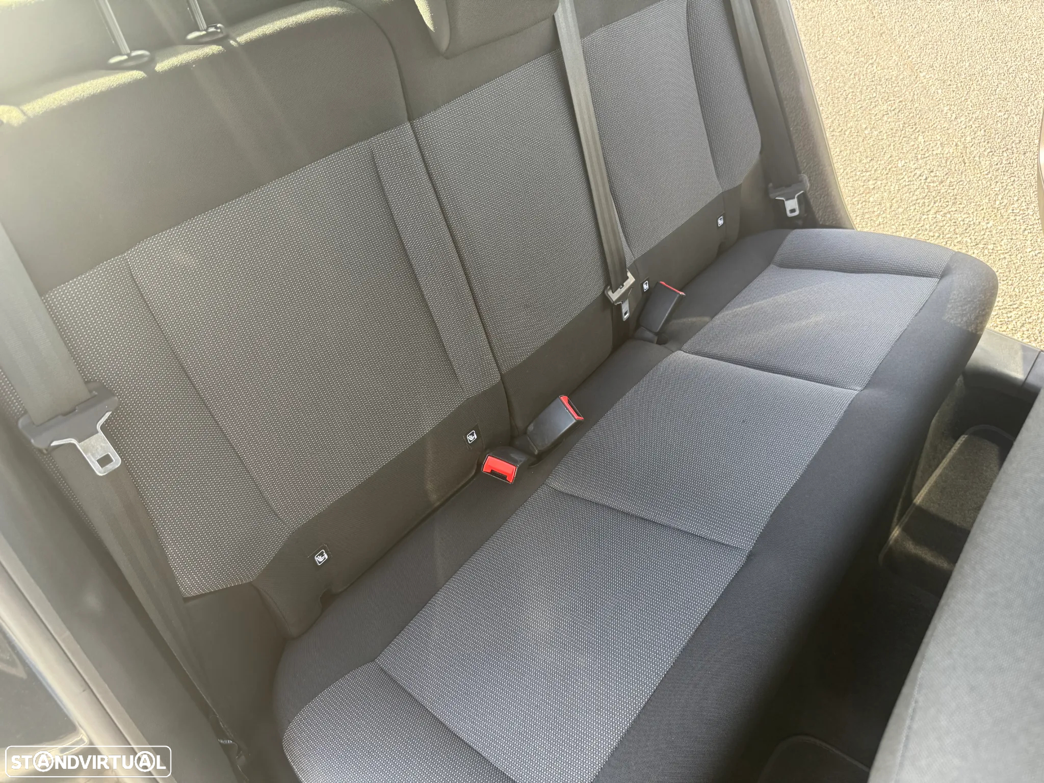 Citroën C4 Cactus 1.2 PureTech Cool&Comfort - 21