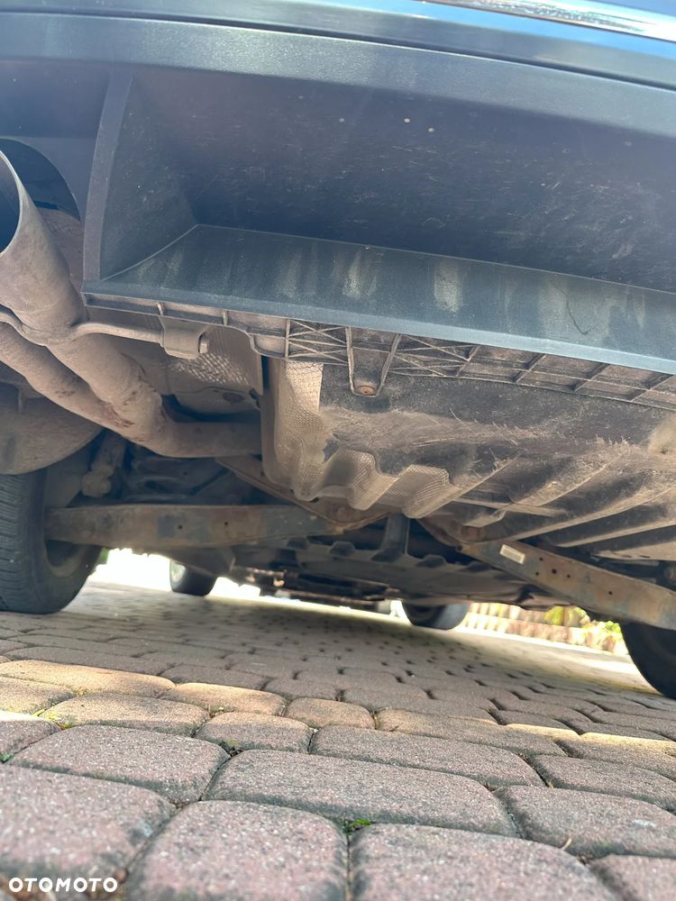 Volkswagen Passat 2.0 Blue TDI SCR Comfortline - 4