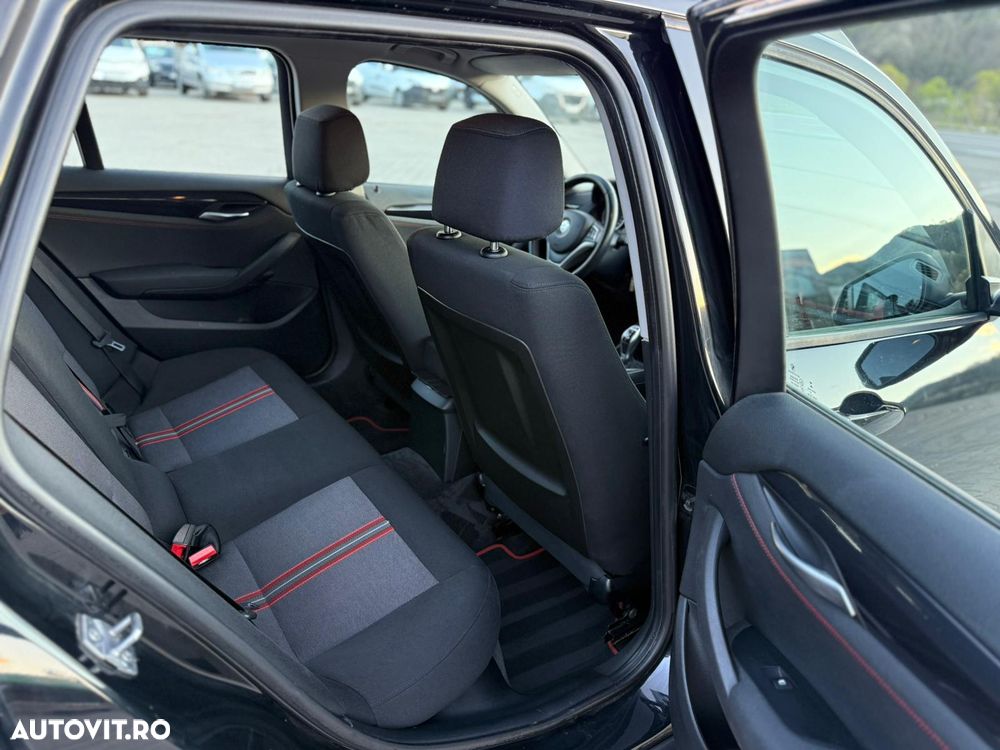 BMW X1 xDrive18d Aut. Sport Line - 12