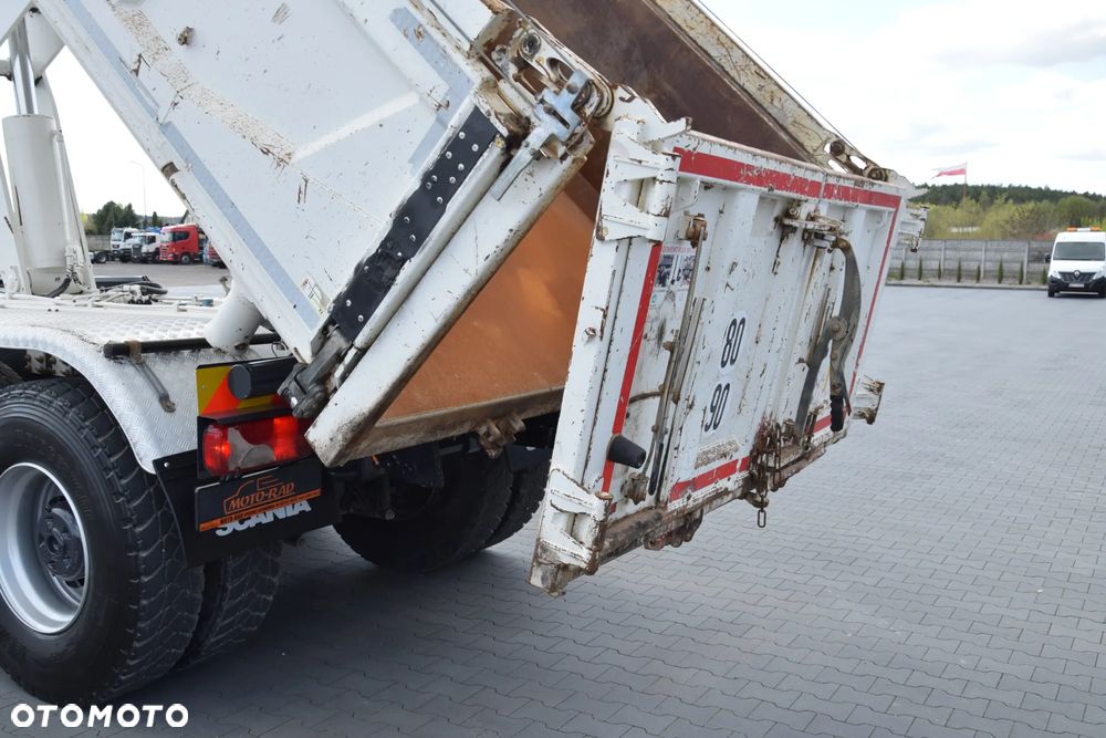 Scania P410 / 8x4 / EURO 6 / WYWROTKA / HYDROBURTA / AUTOMAT / KAMERA COFANIA / NAWIGACJA / HAK / NISKI PRZEBIEG / 2016 / SERWISOWANY / SPROWADZONY - 21