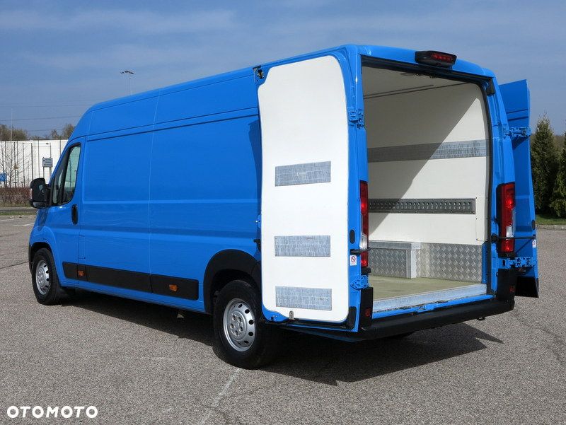 Fiat DUCATO L4H2 MAXI 2,3 180ps, IZOTERMA SZUBERT, LODÓWKA, CHŁODNIA, Salon Polska, tylko 100tyś km!! WEBASTO, koła 16 cali, kamera, Drzwi 270 stopni, Ledy, amortyzowany fotel. - 8