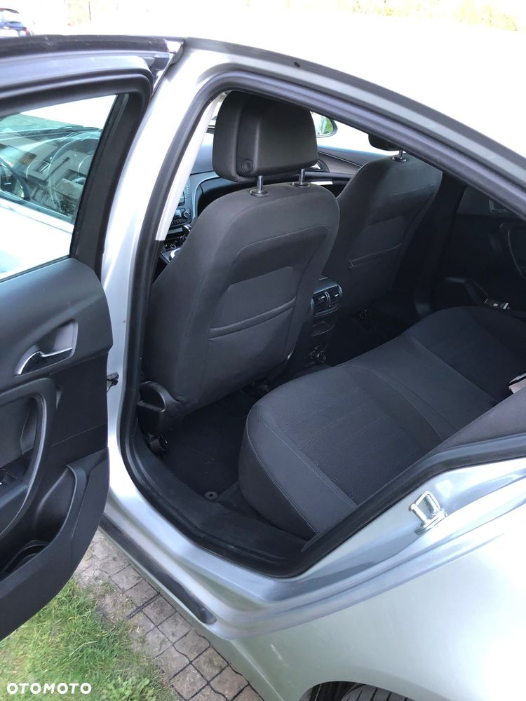 Opel Insignia 2.0 CDTI - 14