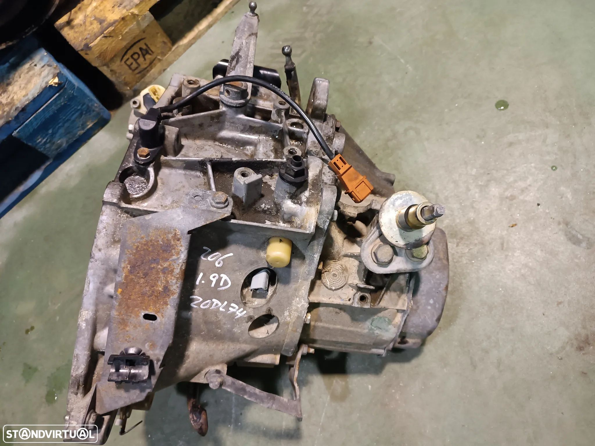 CAIXA DE VELOCIDADES PEUGEOT 206 1.9D 20DL74 - 1