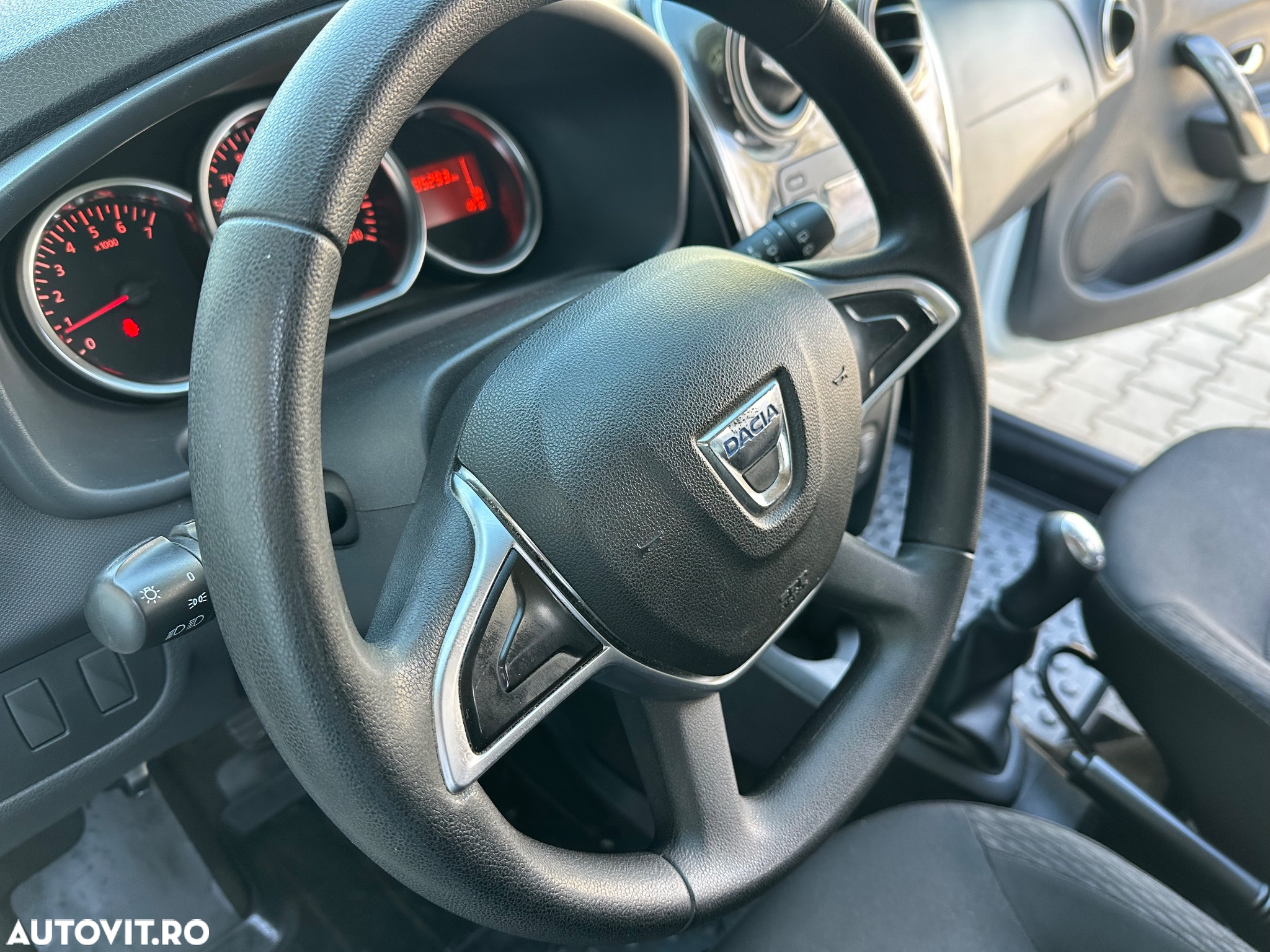 Dacia Logan 1.5 Blue dCi Laureate - 17