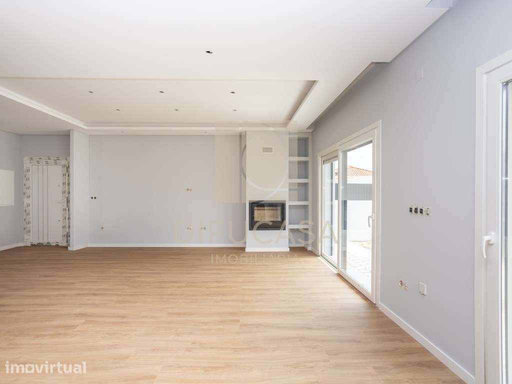 R360 Moradia T3 + Anexo no centro de Fernão Ferro_PRONTA HABITAR - Grande imagem: 5/29
