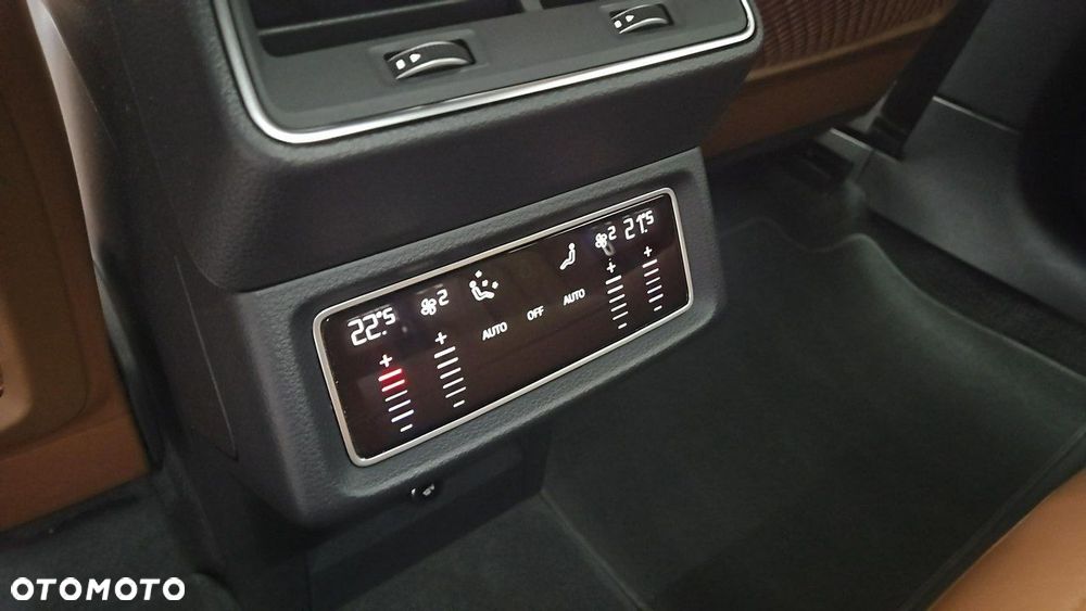 Audi e-tron 55 Quattro - 23
