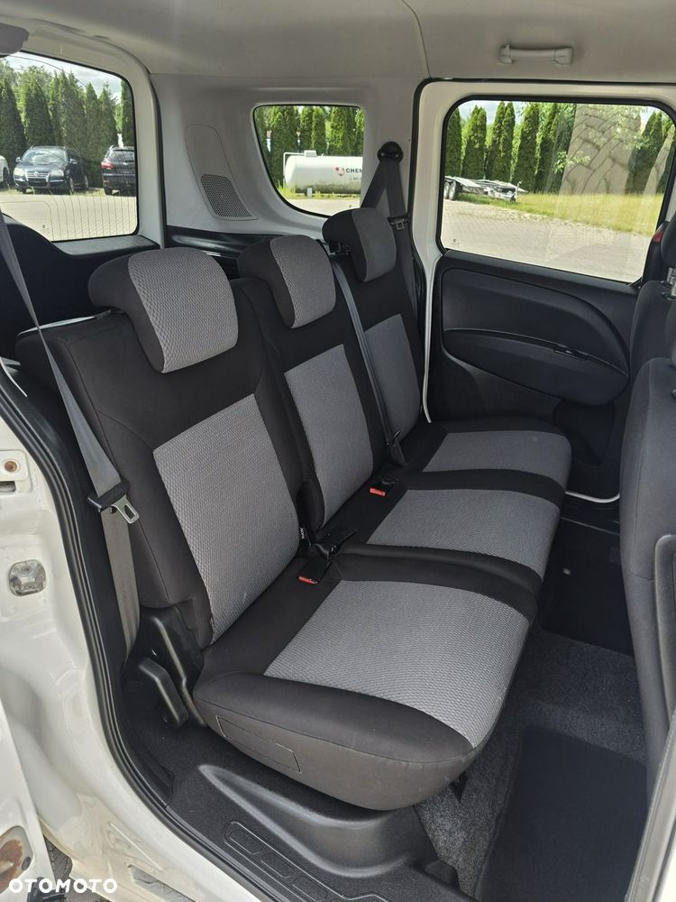 Fiat Doblo - 19