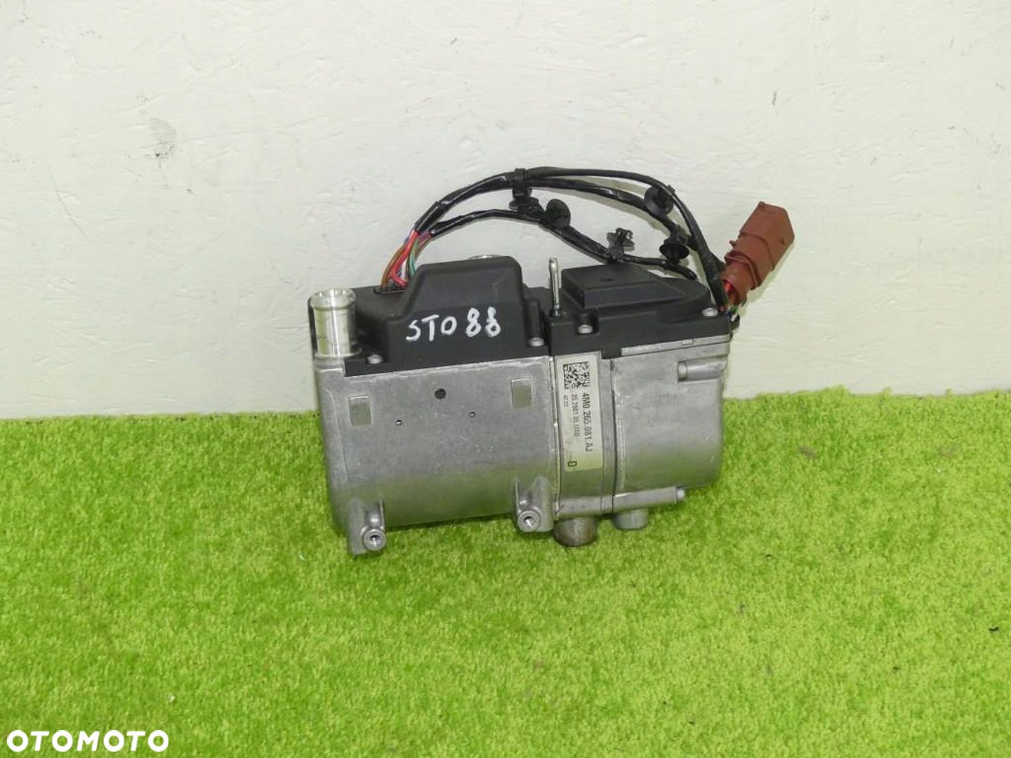 Webasto EBERSPACHER HYDRONIC II-5F D5S-F DIESEL AUDI Q7 4M - 1