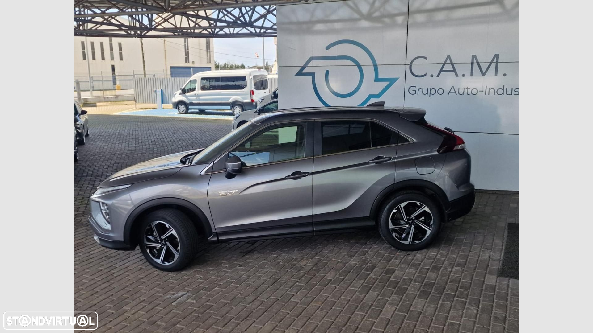 Mitsubishi Eclipse Cross - 12