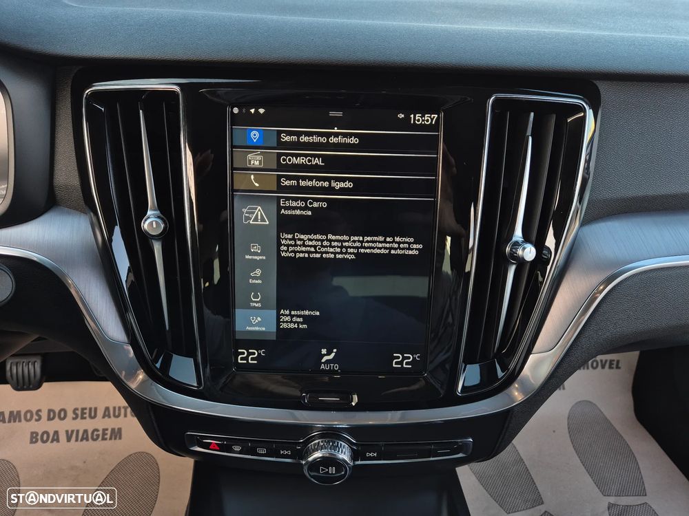 Volvo V60 2.0 D3 Momentum Plus - 33