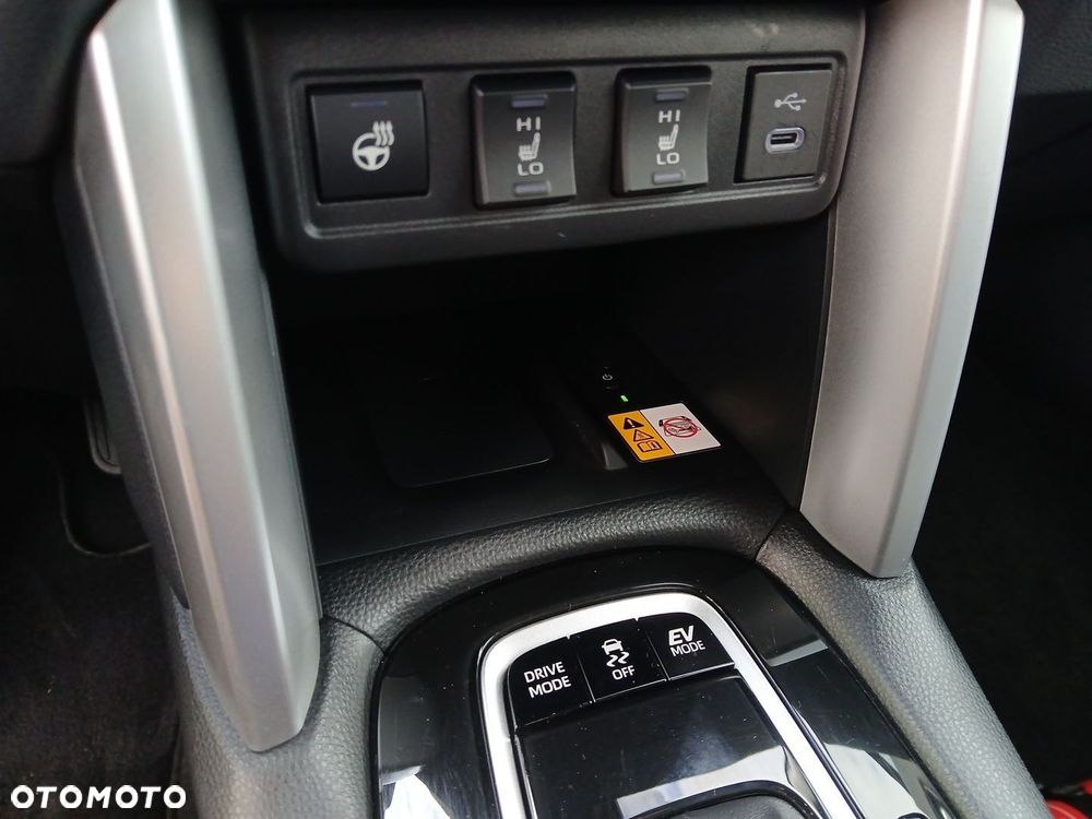 Toyota Corolla Cross - 35