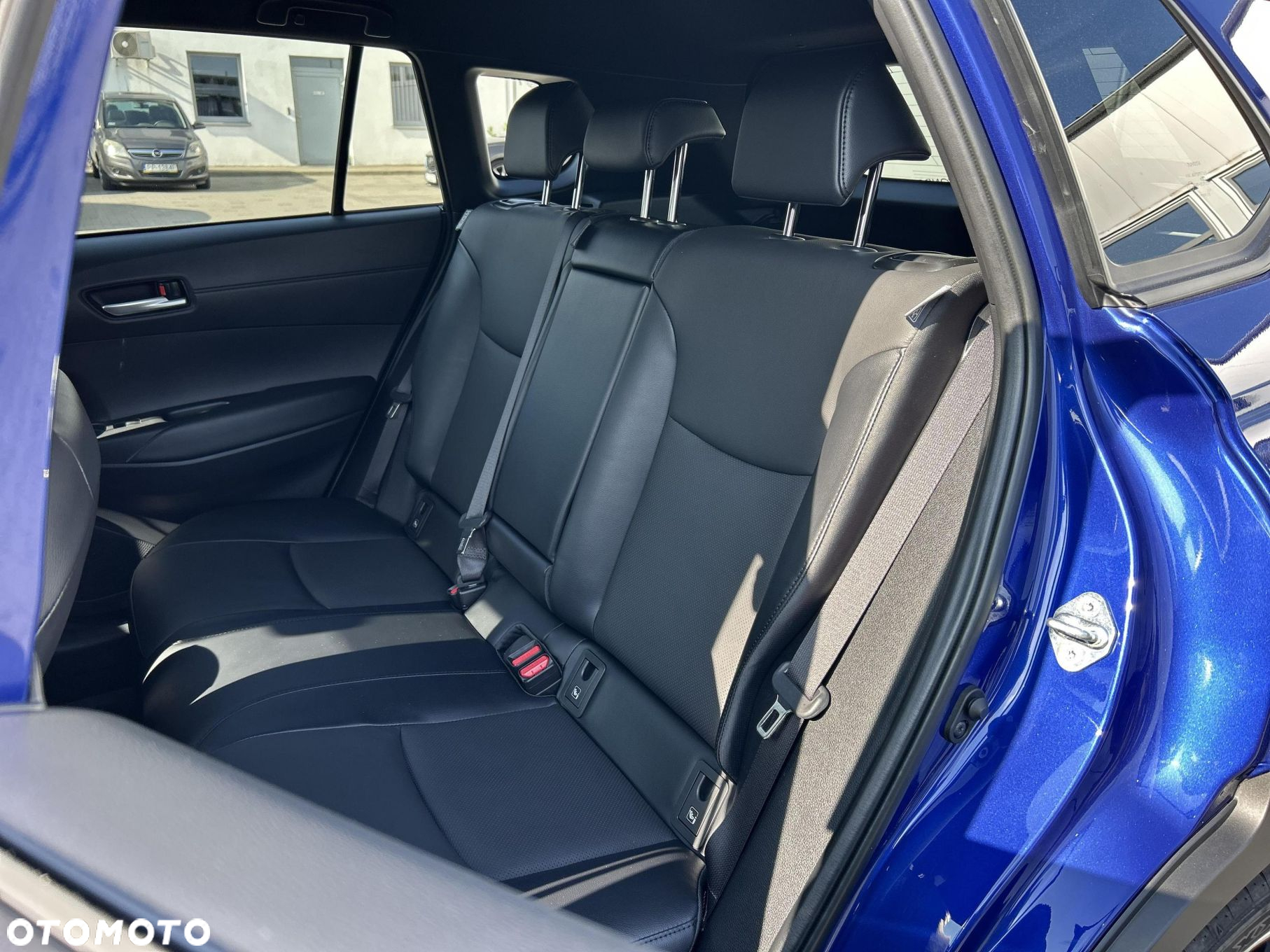 Toyota Corolla Cross - 12