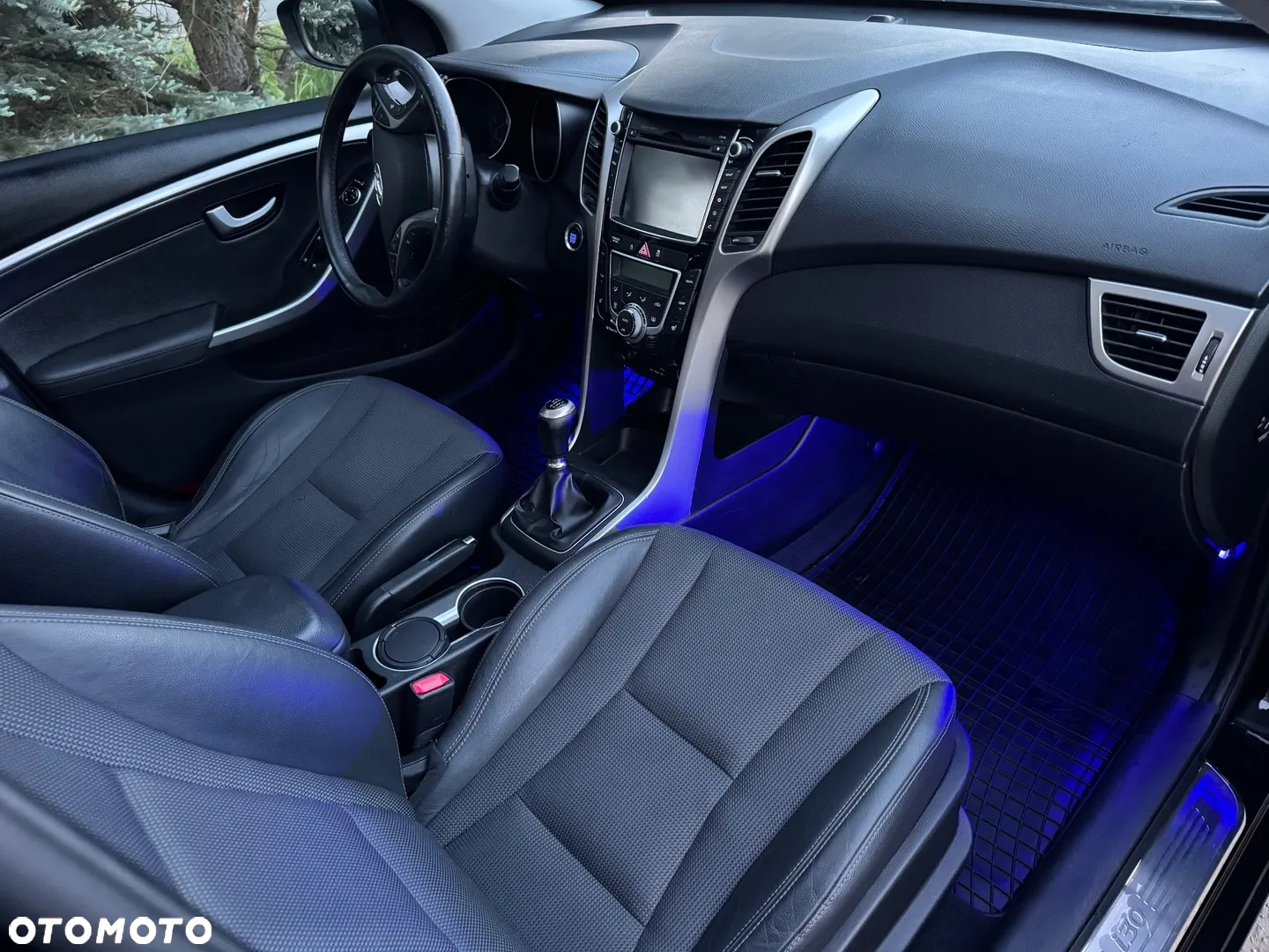 Hyundai i30 i30cw 1.6 Fifa World Cup Edition - 21