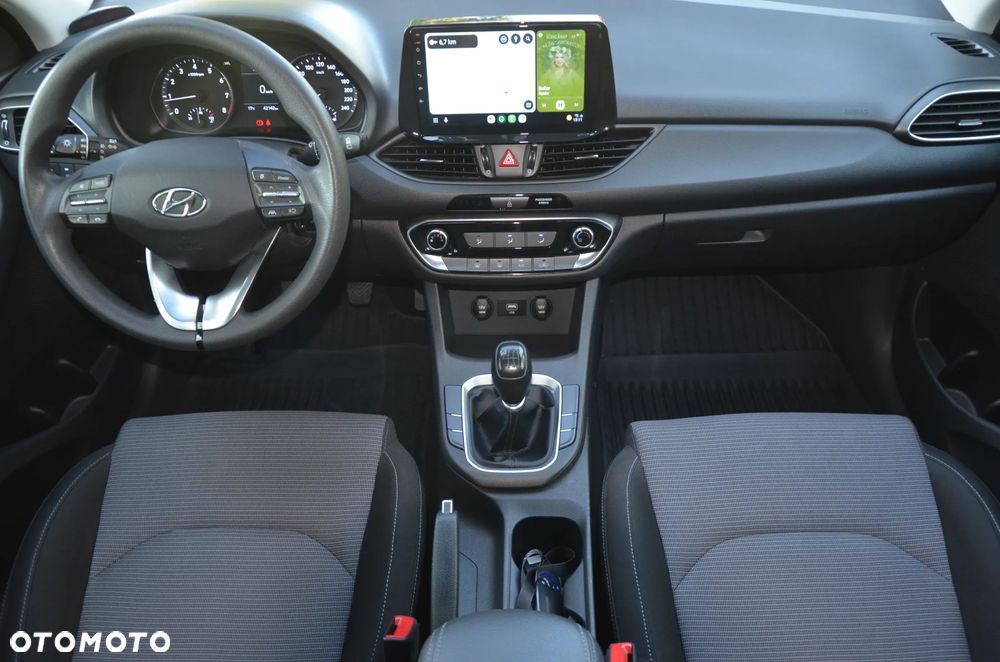Hyundai i30 1.5 DPI Modern - 16