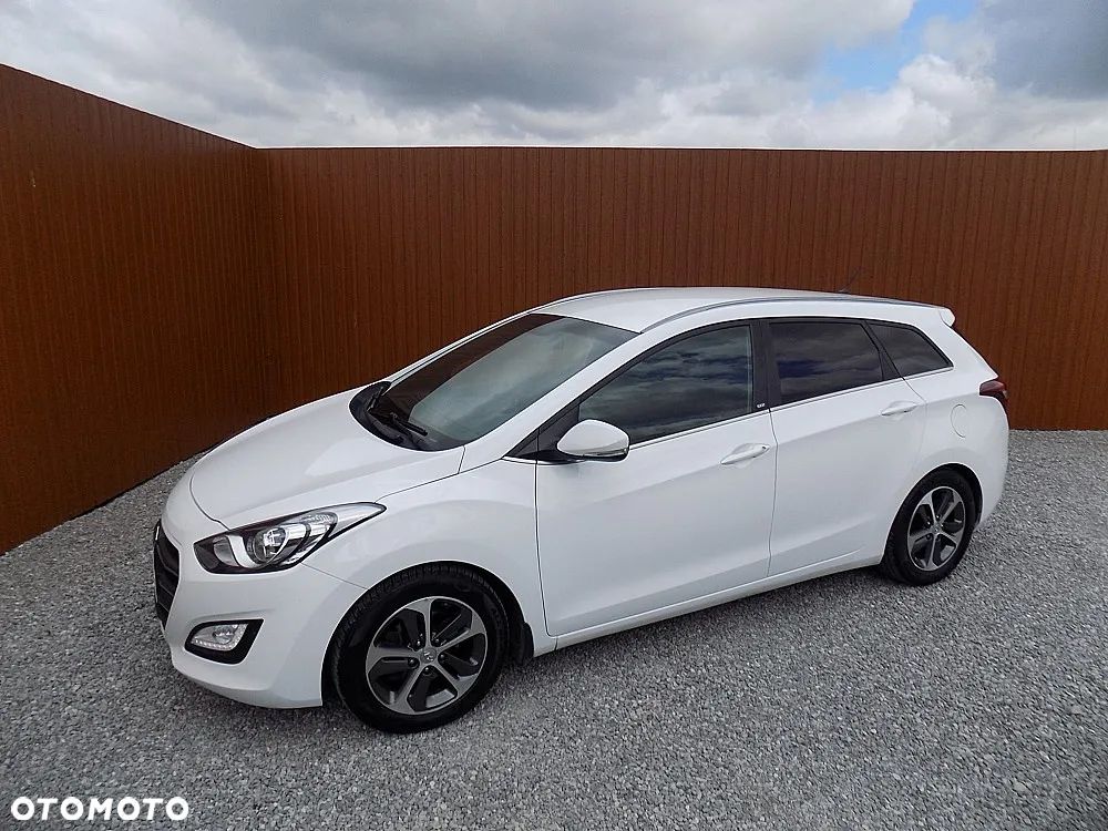 Hyundai i30 1.6 GDI BlueDrive Go DCT - 29