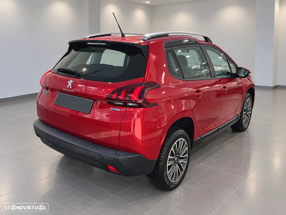 Peugeot 2008 - 6