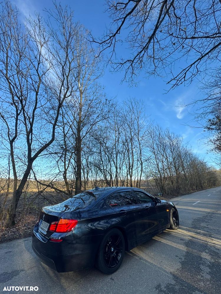 BMW Seria 5 520d Aut. - 12