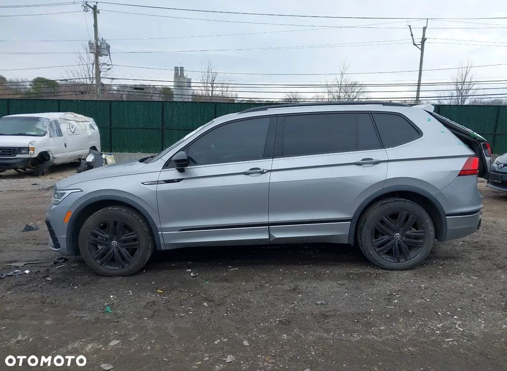 Volkswagen Tiguan - 4