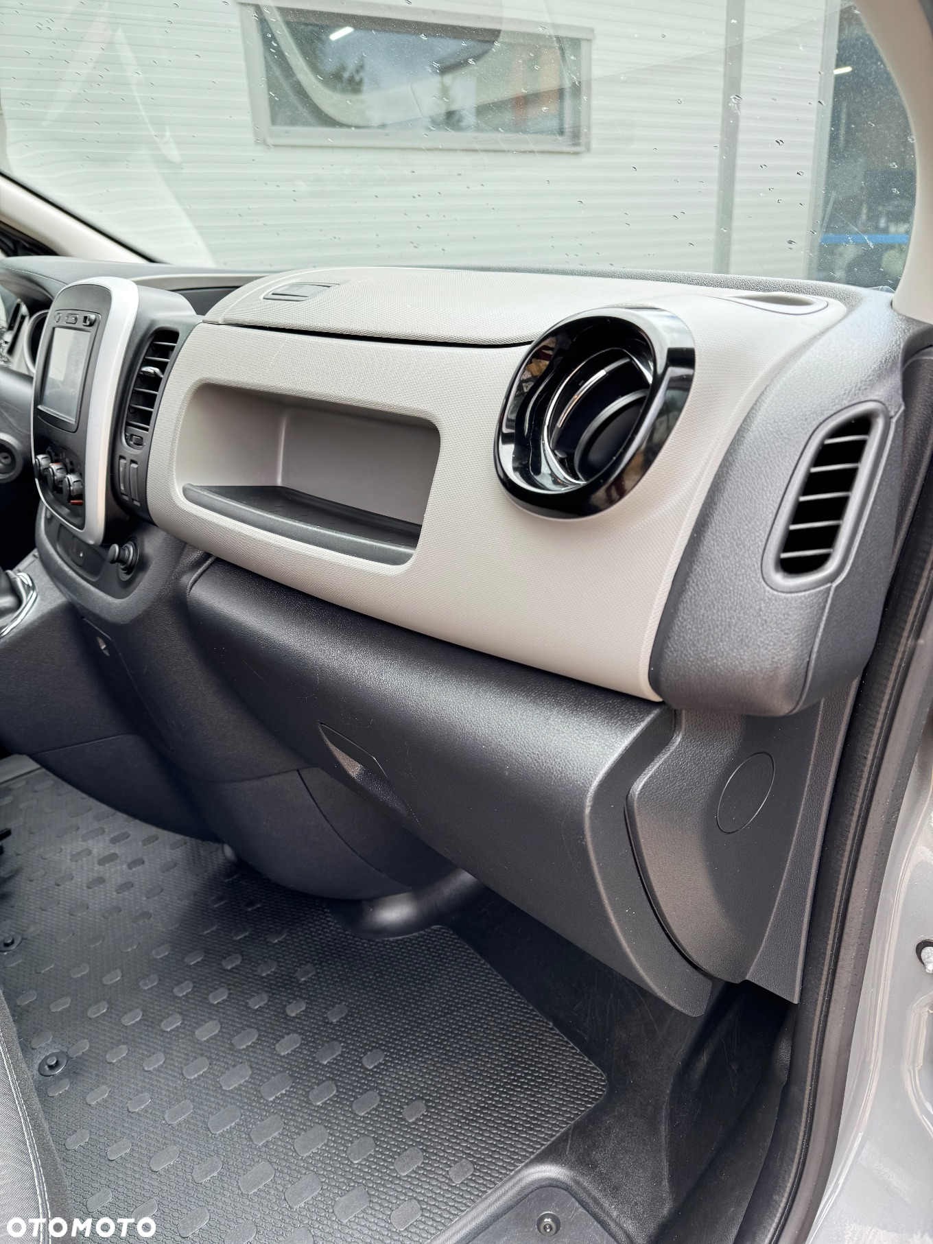 Renault Trafic - 29