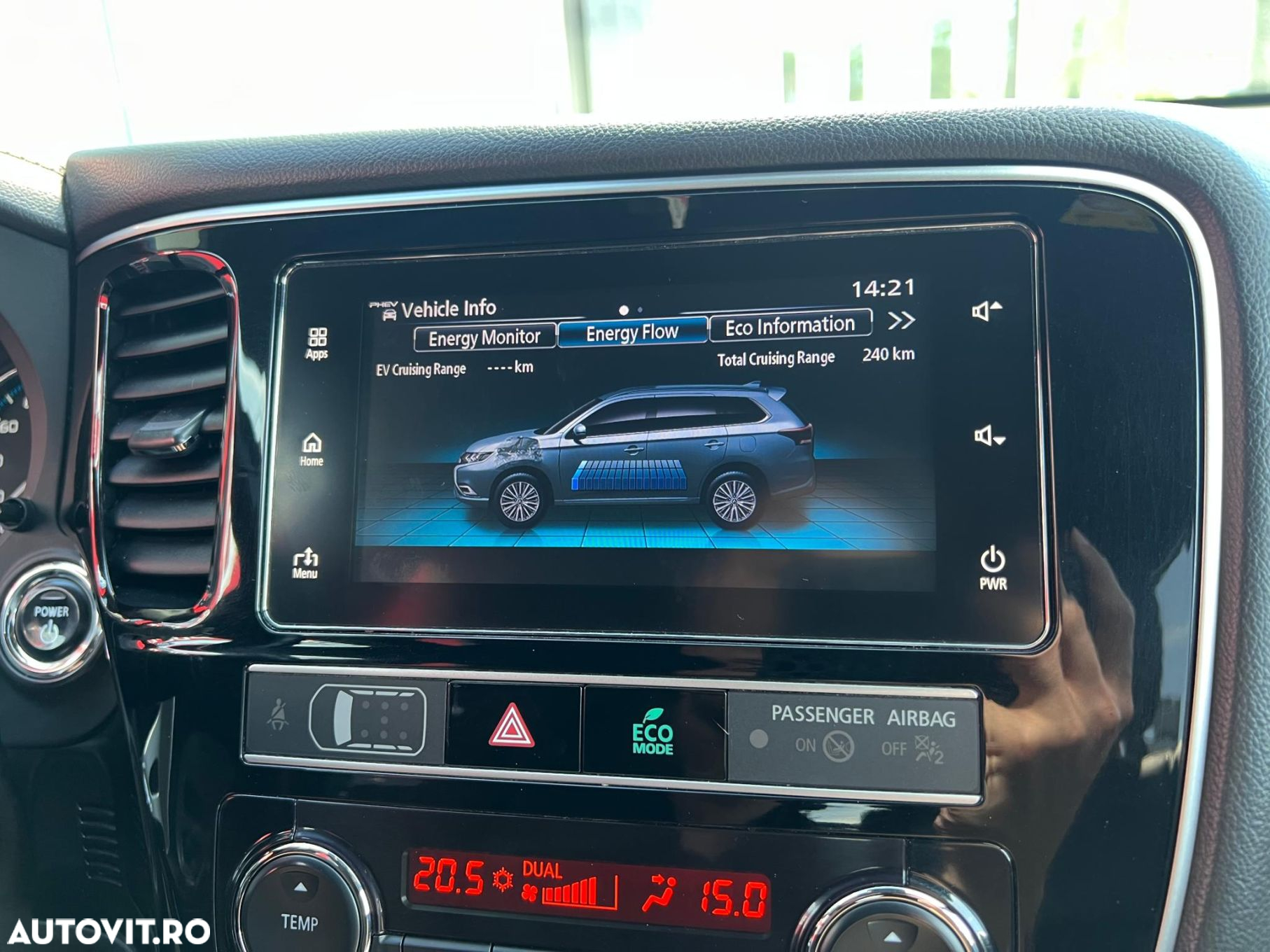 Mitsubishi Outlander - 15