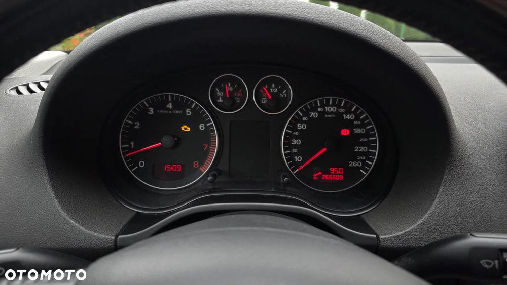 Audi A3 Sportback 1.6 Ambiente - 17