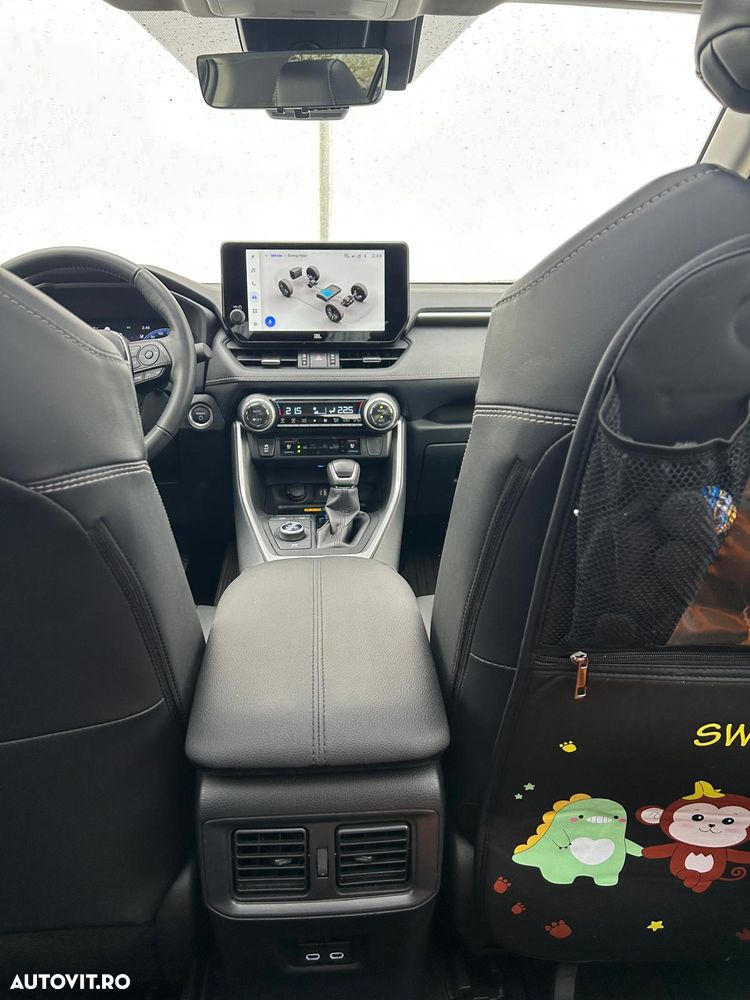 Toyota RAV4 - 9