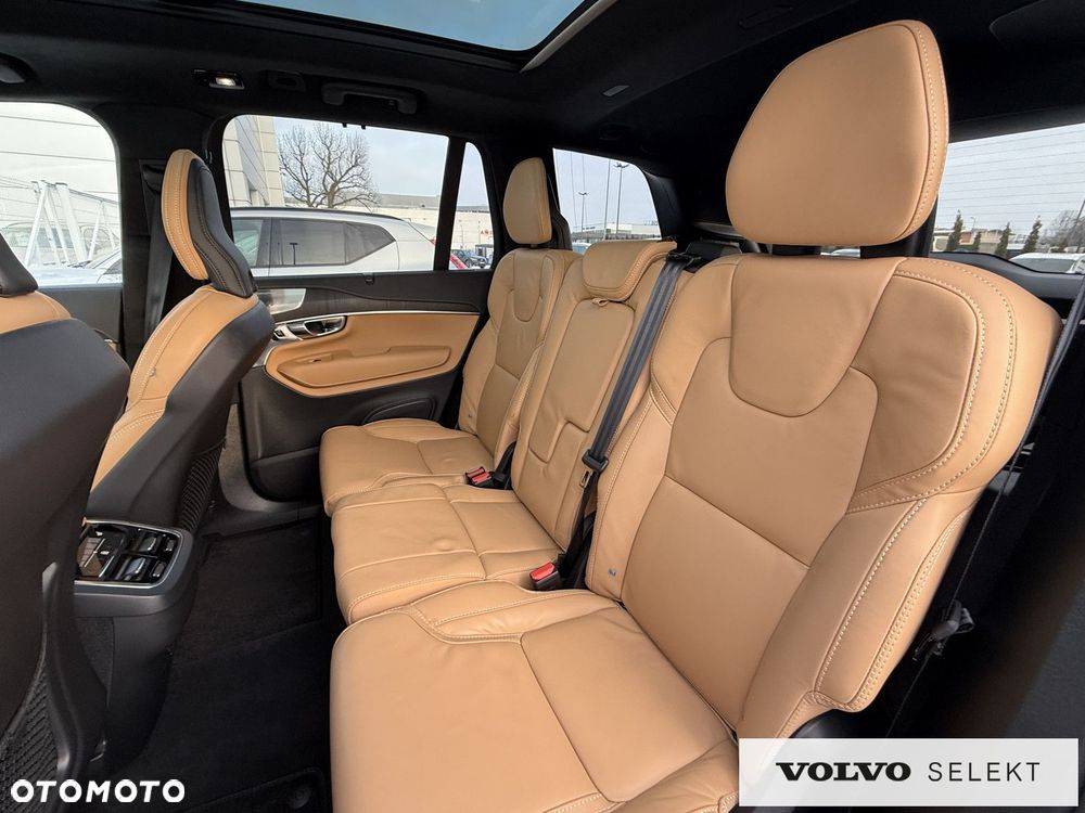 Volvo XC 90 - 26