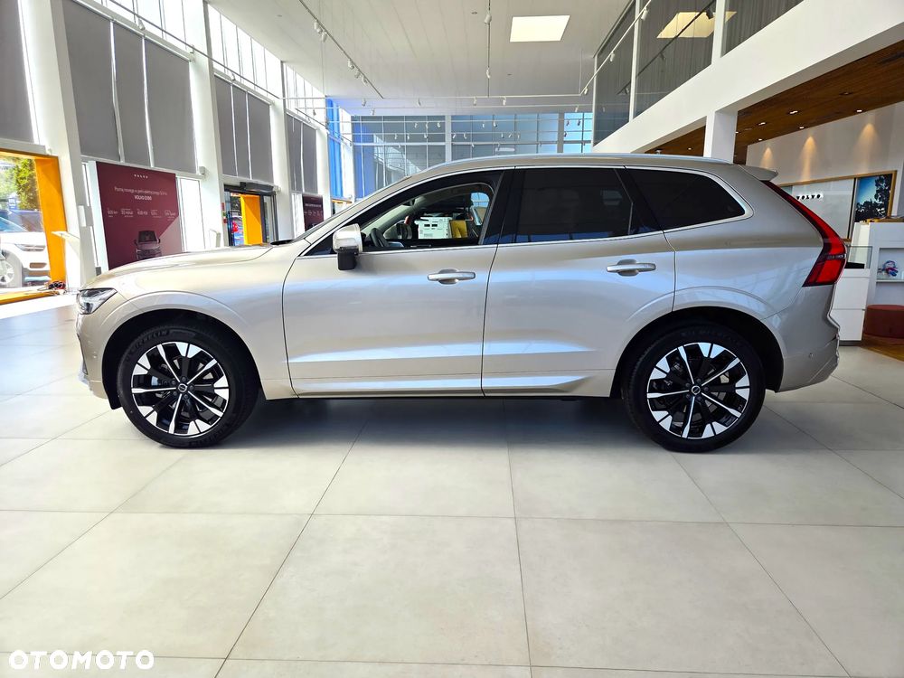 Volvo XC 60 B5 B AWD Plus Bright - 6