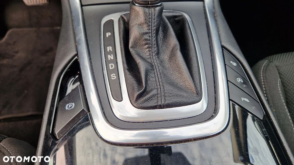 Ford S-Max - 14