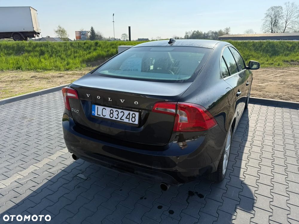 Volvo S60 T3 Summum - 5