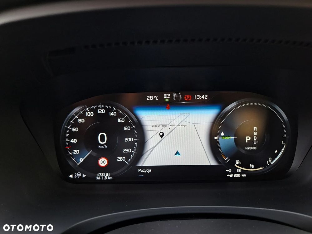 Volvo V90 T8 AWD Plug-In Hybrid Inscription - 28