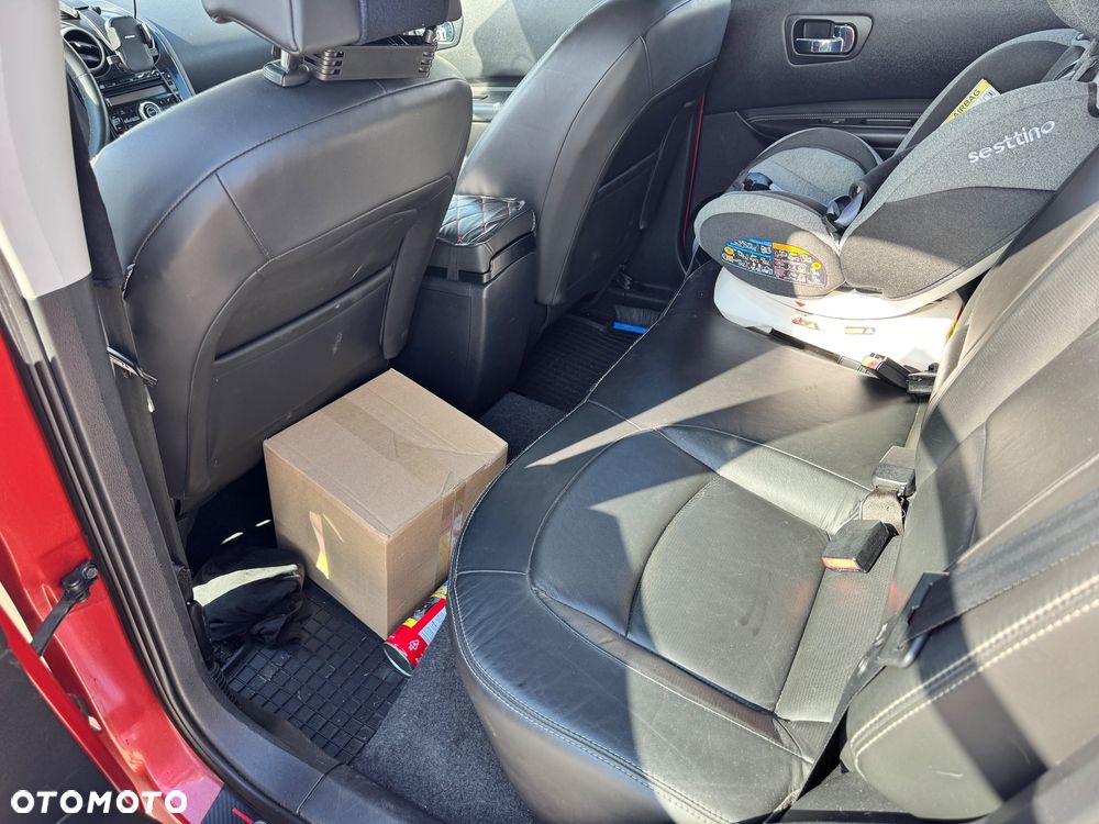Nissan Qashqai 2.0 Lounge - 13