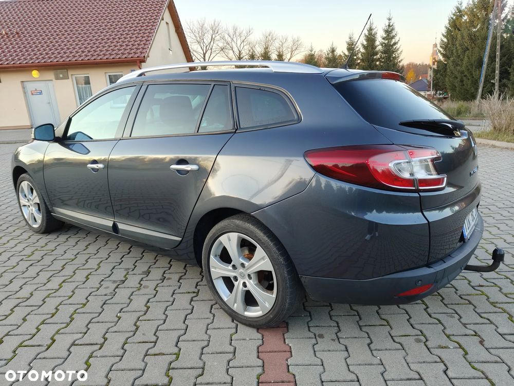 Renault Megane TCe 130 Dynamique - 3