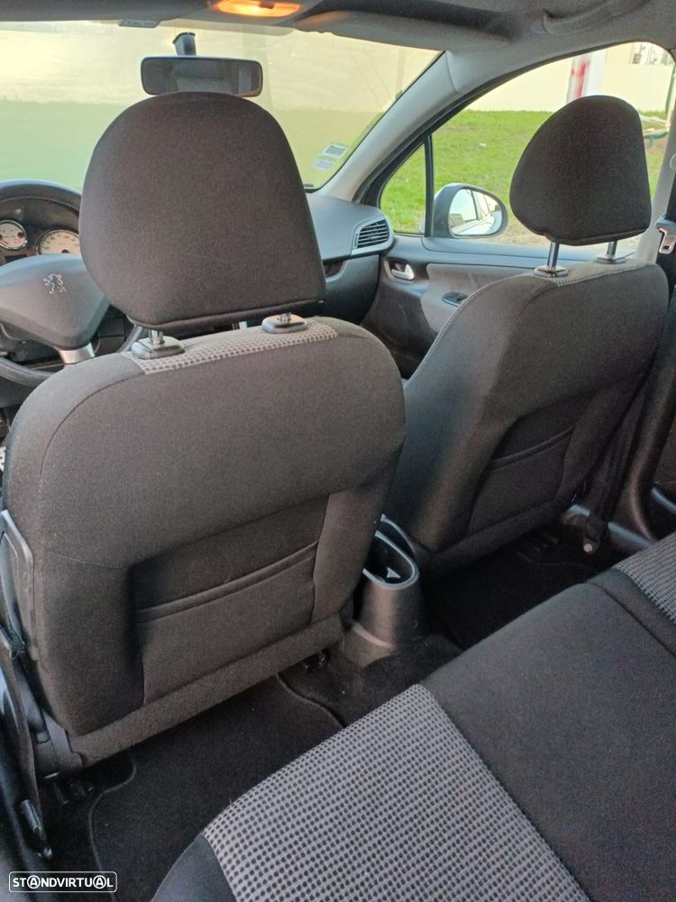 Peugeot 207 1.4 HDi Sport - 8