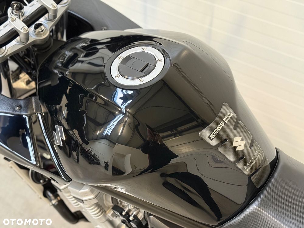 Suzuki Bandit - 27